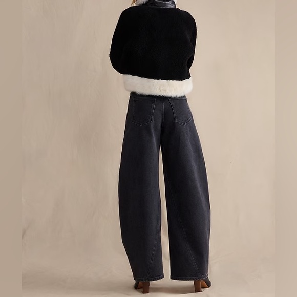 *NEW* BANANA REPUBLIC HIGH RISE LUXE BARREL JEAN WASHED BLACK 2/26 - Picture 2 of 13